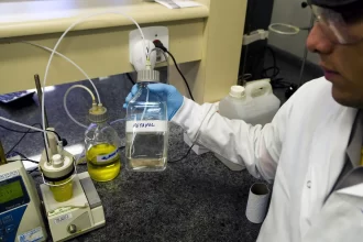 casos-confirmados-de-intoxicacao-por-metanol-chegam-a-59-no-brasil