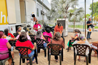 governo-do-tocantins-realiza-exames-de-mamografia-durante-acao-do-outubro-rosa-em-palmas