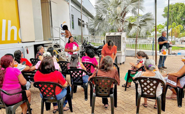 governo-do-tocantins-realiza-exames-de-mamografia-durante-acao-do-outubro-rosa-em-palmas