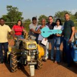 janad-valcari-entrega-equipamentos-agricolas-para-associacao-em-aparecida-do-rio-negro