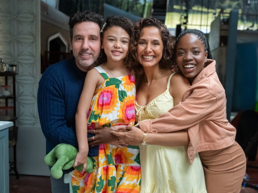 camila-pitanga-volta-a-trama-de-‘dona-de-mim’:-‘foi-um-sufoco-guardar-esse-segredo’