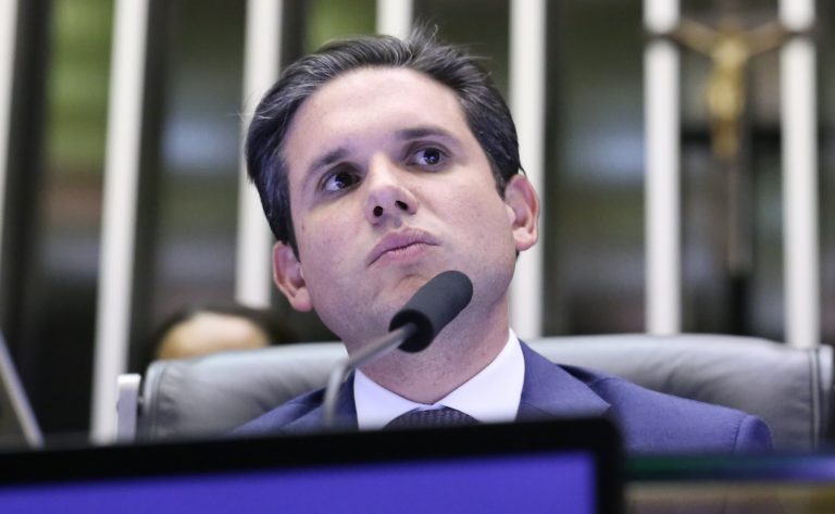 motta-pede-apoio-do-itamaraty-a-brasileiros-capturados-em-flotilha-rumo-a-gaza