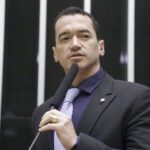 comissao-aprova-mudanca-no-codigo-de-transito-para-aumentar-seguranca-de-pedestres-com-deficiencia