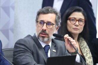 na-cpmi-do-inss,-ministro-afirma-que-cgu-agiu-rapido-para-investigar-denuncias-levantadas-em-2024