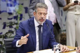 isencao-do-ir-e-primeiro-passo-para-reforma-sobre-a-renda,-diz-lira