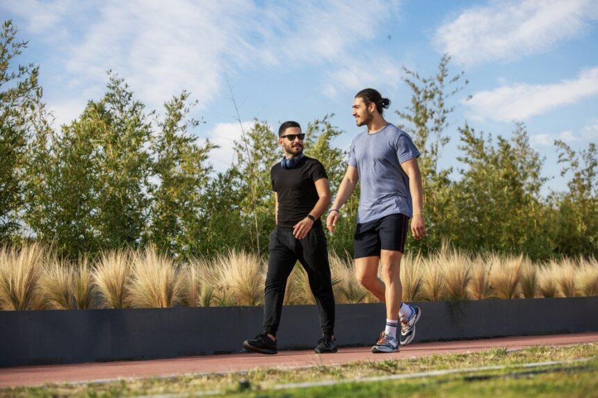 como-fazer-a-caminhada-japonesa,-novo-treino-de-30-minutos-que-pode-reduzir-a-pressao-arterial