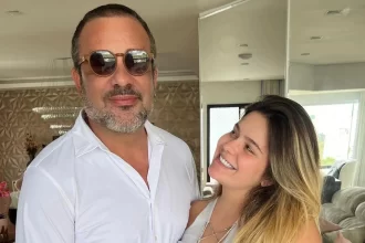 viih-tube-promete-‘follow’-em-troca-de-voto-para-o-pai,-mas-segue-so-17-fas