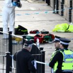 ataque-a-trem-em-cambridge-deixa-nove-pessoas-em-estado-grave