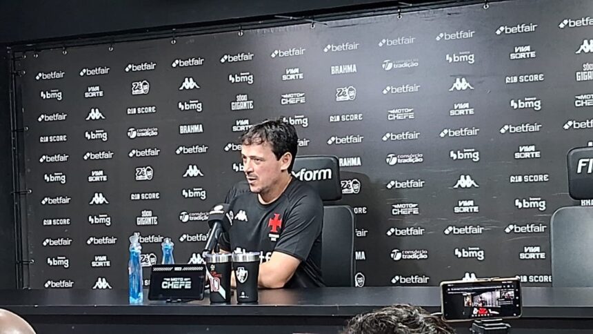 fernando-diniz-diz-que-‘faltou-inspiracao-ao-vasco-contra-o-sao-paulo,-mas-mantem-foco-em-vaga-direta-na-libertadores