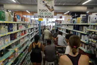 focus:-mediana-de-ipca-2025-passa-de-4,56%-para-4,55%,-acima-do-teto-da-meta