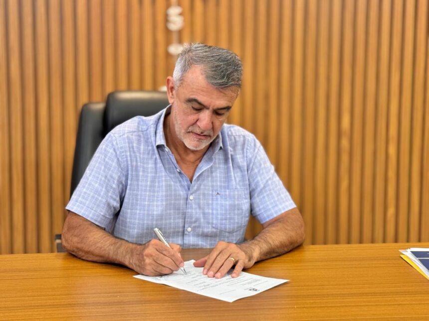 emenda-paga:-amelio-destina-r$-350-mil-para-esperantina-e-viabiliza-reconstrucao-do-canteiro-central