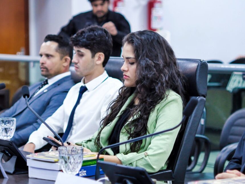 mais-uma-edicao-do-projeto-“vereador-por-um-dia”-e-realizada-na-camara