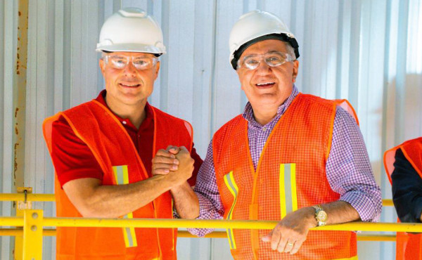 em-gurupi,-governador-laurez-moreira-e-ministro-renan-filho-visitam-terminal-rodoferroviario-fazendao-e-reafirmam-parceria-por-um-tocantins-logistico,-estrategico-e-sustentavel