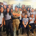 pmto:-acao-em-escola-de-tocantinopolis-destaca-policial-feminina-como-modelo-de-inspiracao-e-lideranca-para-jovens