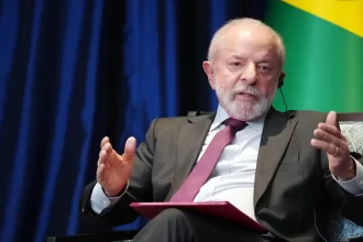 e-momento-de-levar-a-serio-os-alertas-da-ciencia,-diz-lula-na-cupula