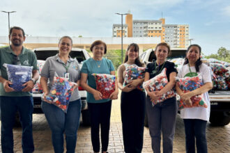 naturatins-realiza-entrega-de-264-quilos-de-tampinhas-plasticas-ao-hospital-de-amor