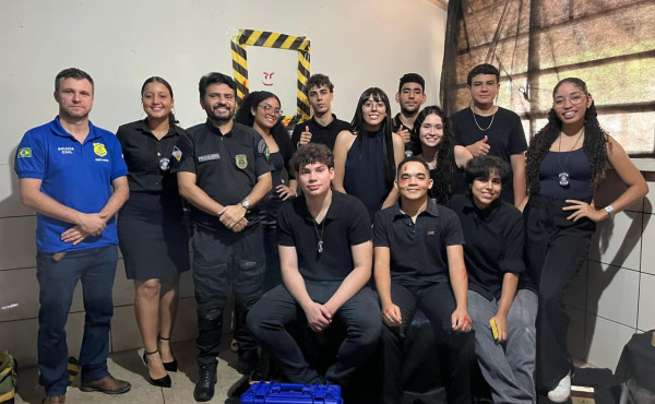 peritos-realizam-simulacao-de-cena-de-crime-em-feira-de-ciencias-de-escola-estadual-de-palmas