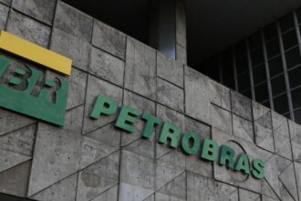 petrobras-anuncia-lucro-liquido-de-r$-32,7-bi no-terceiro-trimestre 