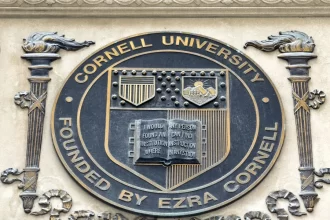 universidade-cornell-aceita-pagar-governo-trump-para-reaver-r$-1,3-bilhao-em-verbas