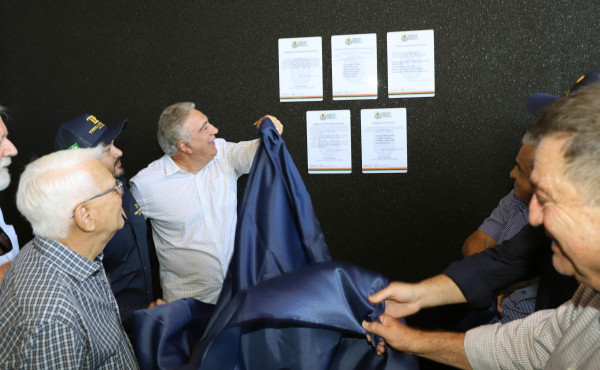 governador-laurez-moreira-participa-da-inauguracao-de-tatersal-de-leiloes-no-sindicato-rural-de-palmas-e-reforca-importancia-do-agronegocio-no-tocantins