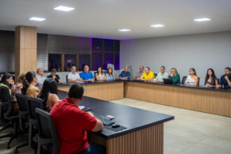 governador-laurez-moreira-transfere-gabinete-para-sede-da-ses/to-onde-despacha-com-secretariado-e-equipe-tecnica-para-monitorar-de-perto-a-situacao-da-saude-no-tocantins
