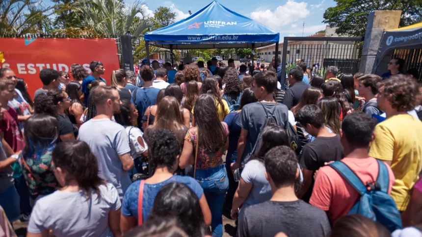 quando-sai-o-gabarito-oficial-do-enem-2025?-veja-o-cronograma