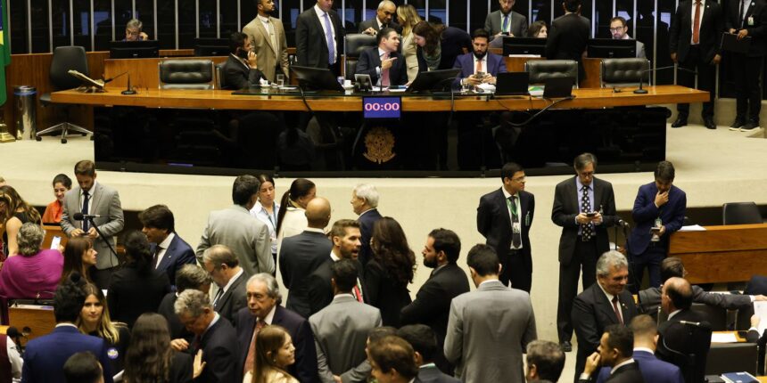 camara-pode-votar-pl-antifaccao-na-terca-feira-(11)