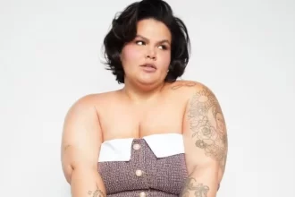 thais-carla-desmaia-e-e-levada-as-pressas-ao-hospital