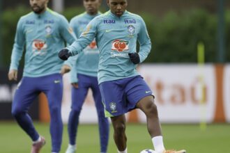 selecao-realiza-primeiro-treino-para-amistosos-na-europa