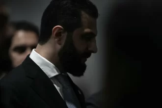 ex-al-qaeda,-lider-da-siria-se-reune-com-trump-na-casa-branca-em-encontro-historico