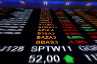 bolsa-sobe-pela-14a-vez-seguida-e-ultrapassa-os-155-mil-pontos