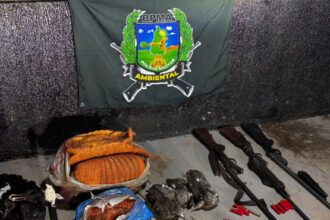 dupla-e-presa-pela-pm-por-posse-ilegal-de-arma-de-fogo-em-miranorte