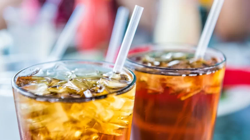 remedio-em-refrigerante-intoxica-12-pessoas-em-hospital-de-sc