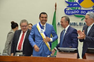 wanderlei-barbosa-ja-herdou-cargo-de-governador-do-to-apos-renuncia,-foi-deputado-e-esta-afastado-por-suspeita-de-corrupcao;-relembre-trajetoria