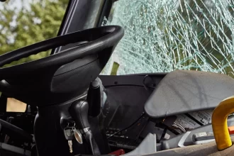 motorista-de-carreta-no-rodoanel-e-resgatado-apos-ser-sequestrado-e-amarrado-com-explosivos