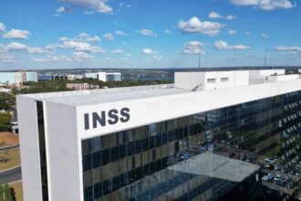 inss-realoca-r$-7-milhoes-para-pagar-bonus-a-servidores-por-servico-prestado-em-setembro