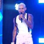 cantor-vt-kebradeira-e-preso-por-injuria-racial-apos-ofender-mulher-no-df