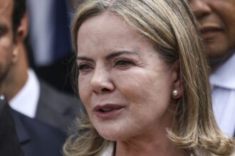 ministra-gleisi-hoffmann-critica-relatorio-do-projeto-antifaccao