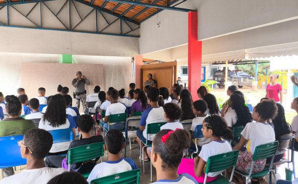 em-arraias,-policia-civil-em-parceria-com-o-grupo-de-operacoes-penitenciarias-especiais-realiza-palestras-sobre-bullying-e-violencia-escolar