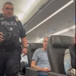 aviao-com-congressistas-dos-eua-faz-pouso-de-emergencia-apos-tumulto