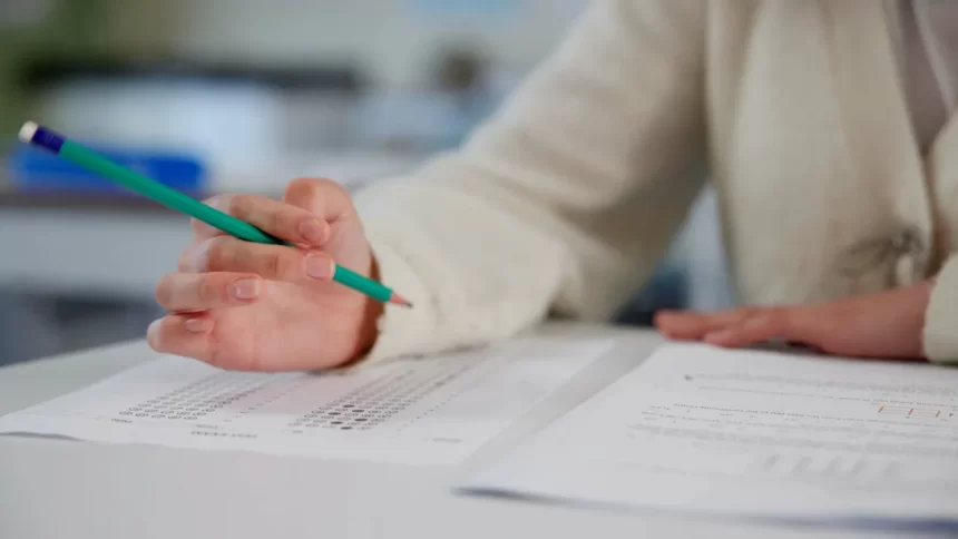 “estou-com-medo”,-diz-mae-de-menino-brasileiro-que-teve-dedos-amputados