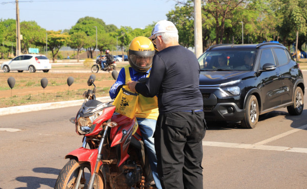 detran/to-realiza-acao-no-dia-mundial-em-memoria-as-vitimas-de-acidentes-de-transito