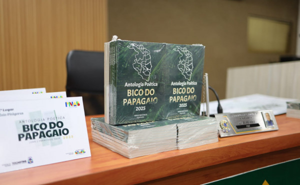 em-palmas,-projeto-contemplado-pelo-governo-do-tocantins-lanca-a-“antologia-poetica-bico-do-papagaio”-com-sarau-e-choro
