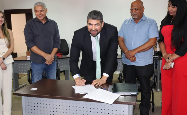 ssp/to-firma-termo-de-cooperacao-com-a-prefeitura-de-formoso-do-araguaia-para-a-realizacao-de-exames-de-menor-complexidade-na-rede-de-saude-municipal