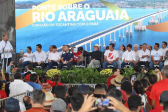 “essa-ponte-reposiciona-o-tocantins-no-mapa-da-infraestrutura-do-brasil-e-impulsiona-o-futuro”,-afirma-o-governador-laurez-moreira-em-xambioa
