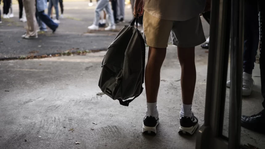 brasil-cobra-portugal-apos-crianca-ter-dedos-amputados-em-escola