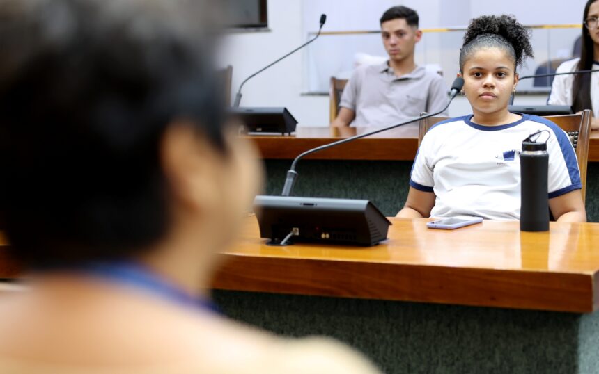 aleto-recebe-estudantes-de-alvorada,-bom-jesus-e-pedro-afonso-no-projeto-visita-guiada