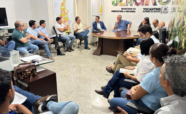 governo-do-tocantins-articula-acoes-com-setor-de-laticinios-para-fortalecer-a-cadeia-produtiva-do-leite