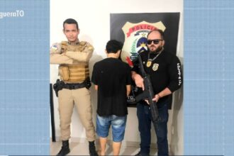 jovem-e-preso-suspeito-de-invadir-patio-de-delegacia-durante-a-noite-para-furtar-moto