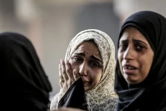 pelo-menos-3-mortos-e-15-feridos-em-ataques-israelenses-na-faixa-de-gaza